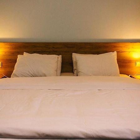 Piazza Four Colours Hotel Batumi Luaran gambar