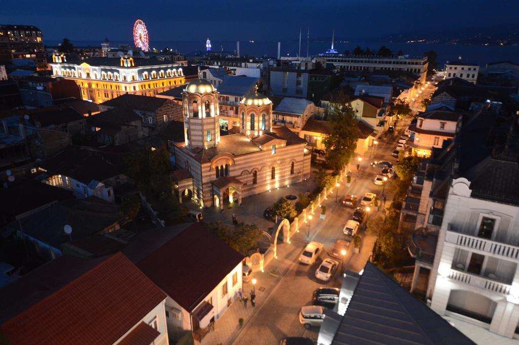 Piazza Four Colours Hotel Batumi Luaran gambar