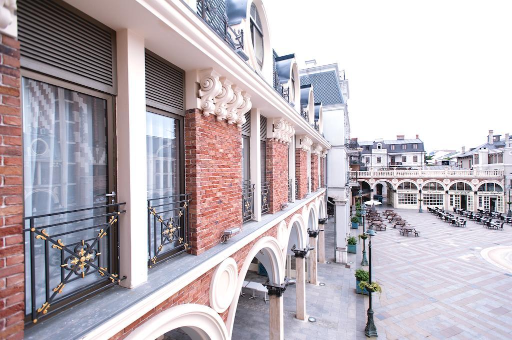 Piazza Four Colours Hotel Batumi Luaran gambar