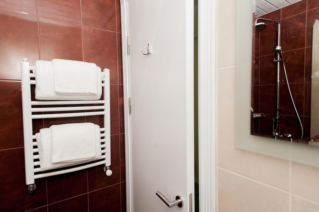 Piazza Four Colours Hotel Batumi Bilik gambar